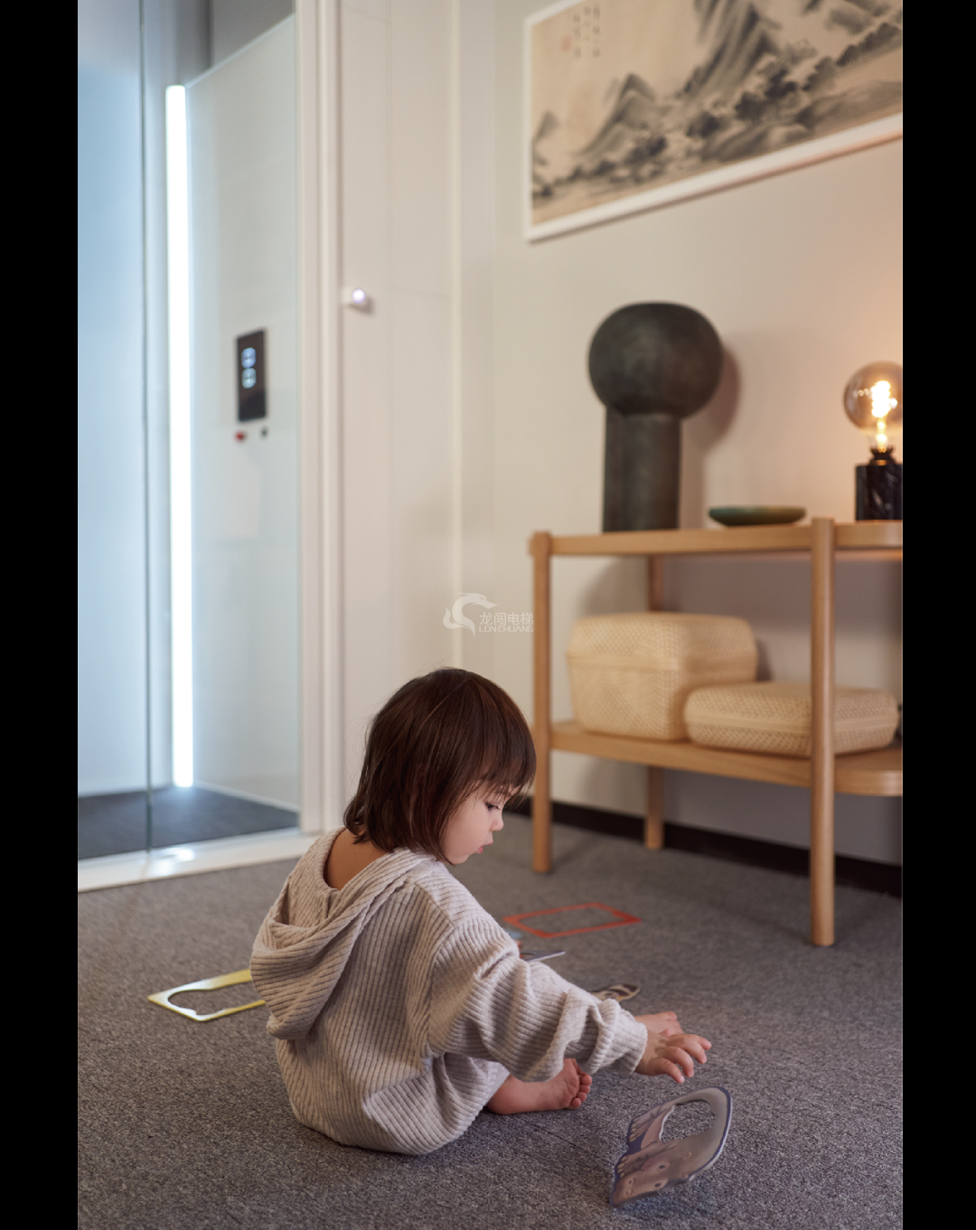 SWIFT家用電梯：安全居家通行，童顏歡笑徜徉333.png